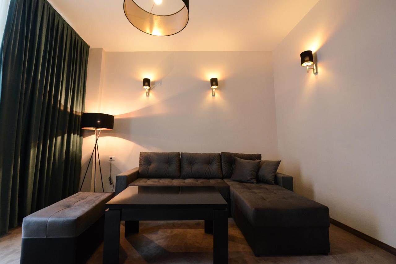 Hotel Cara 28 Скопье Экстерьер фото
