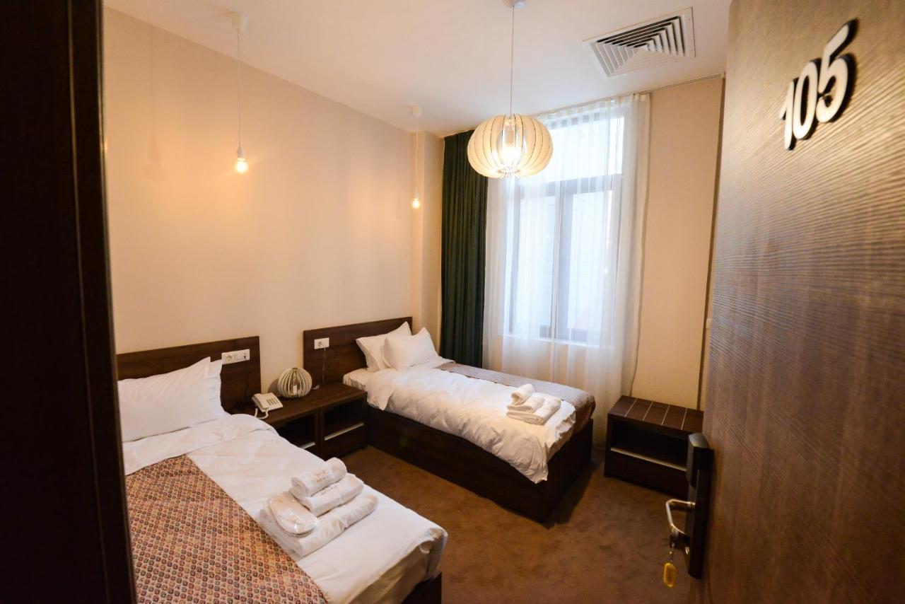 Hotel Cara 28 Скопье Экстерьер фото