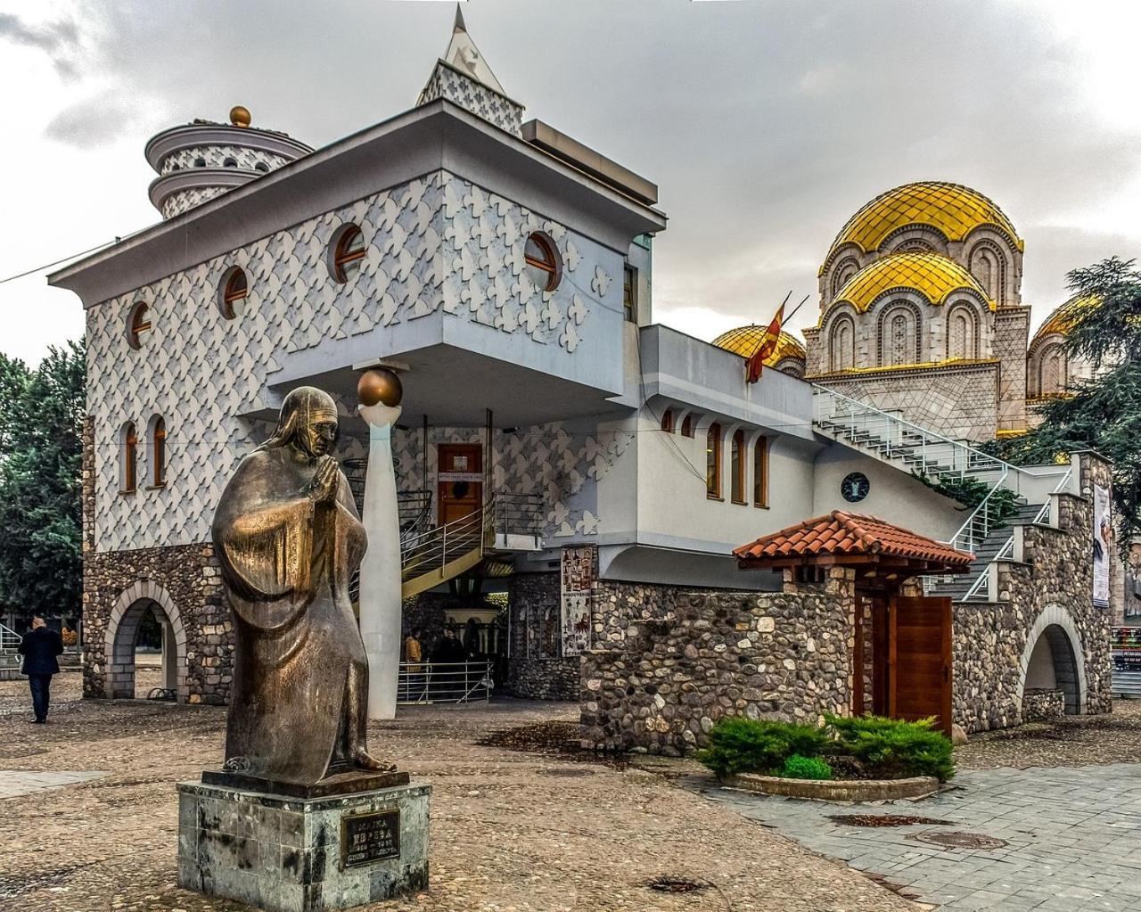 Hotel Cara 28 Скопье Экстерьер фото