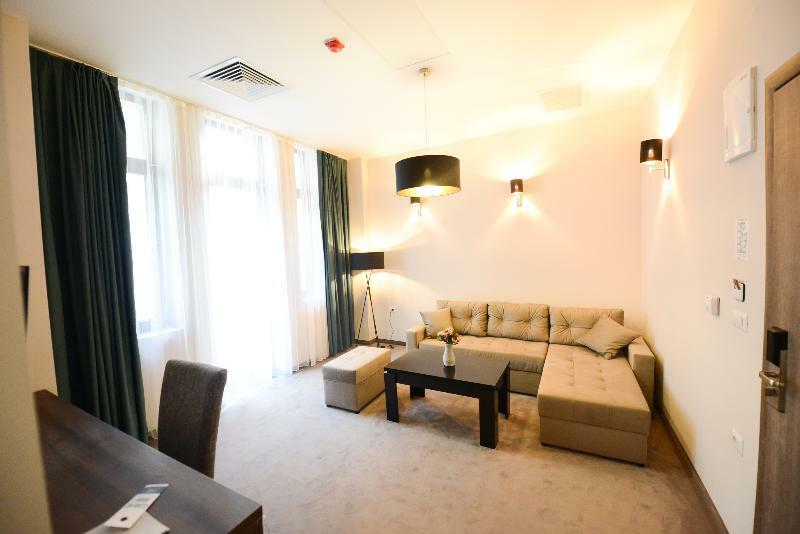 Hotel Cara 28 Скопье Экстерьер фото